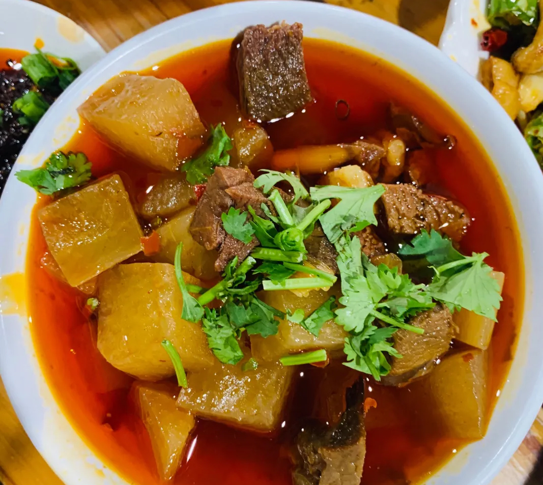 双流华阳最好吃的肥肠,华阳老字号牛杂火锅