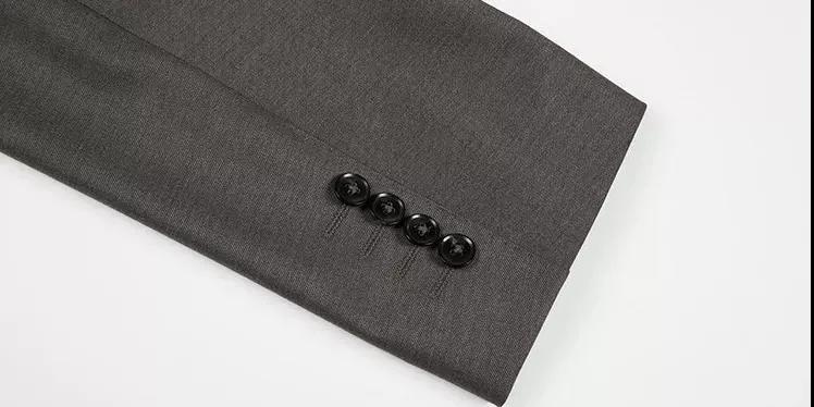 教你如何正确打理你的西装,久不穿的西装怎么打理