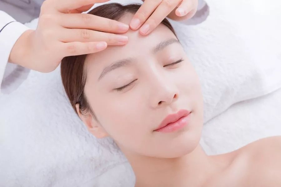 面部拨筋10次美容图解,美容面部拨筋视频教程