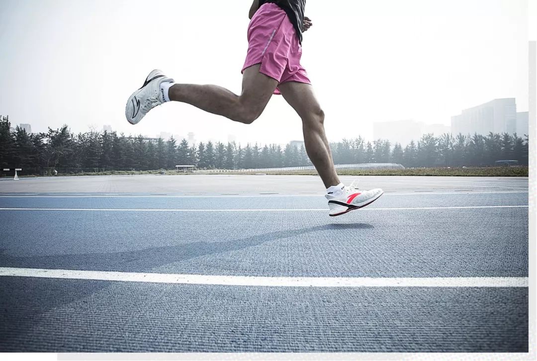 最有竞速感的跑鞋,又好看又强的竞速跑鞋