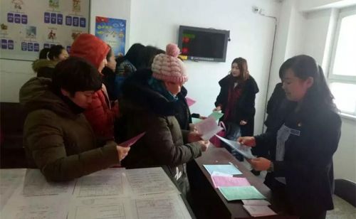 吉林市反*教邪**宣传进社区进商街