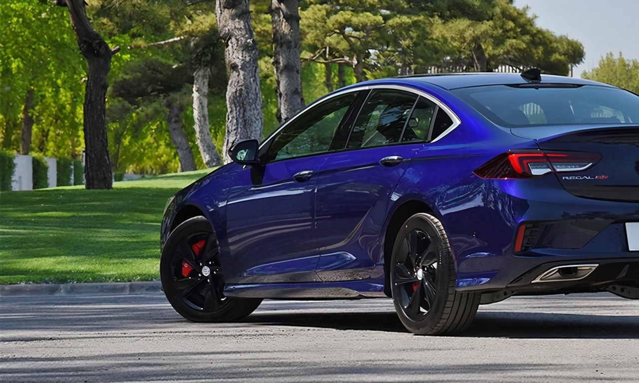 20万落地不选迈腾选什么,落地20万的君威