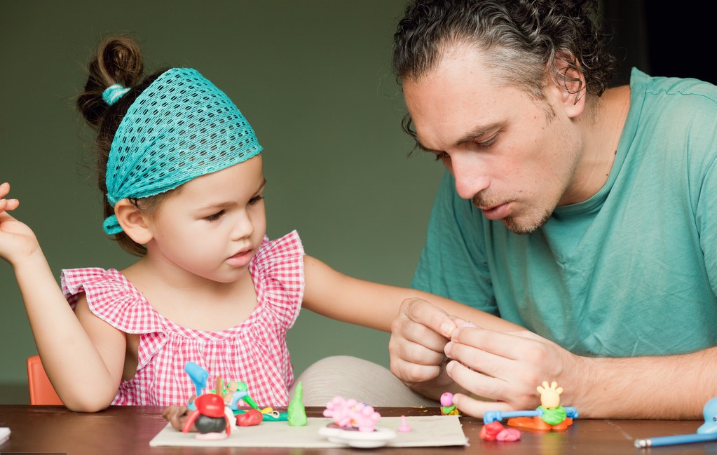 孩子喜欢穿女装是什么原因,儿子喜欢穿女装是什么心理