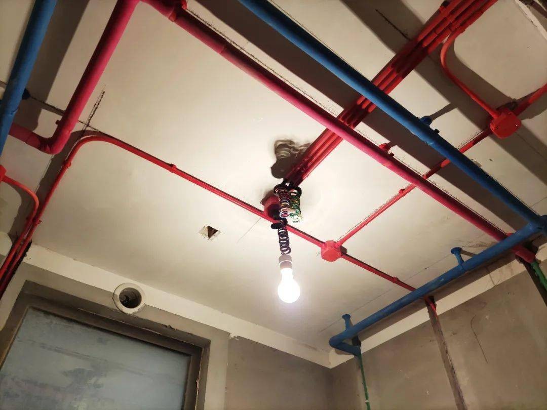 冷热水管怎么安装最好,冷热软水管怎么安装正确