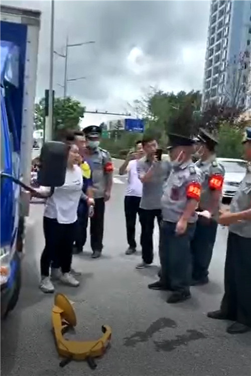 贵大保安与物流人员冲突后续,贵州大学保安与快递冲突后续