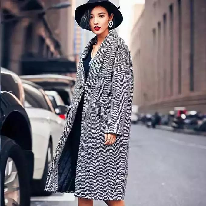 又好看也简单的大衣系法,火到烂大街的大衣时尚的穿搭方法