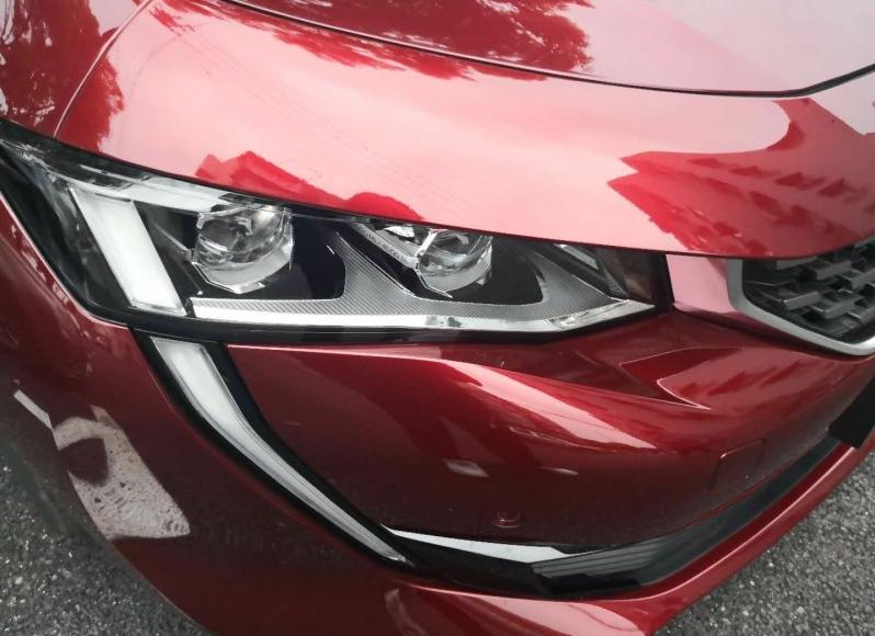 16年标致5081.8t当年落地多少钱,标致508l1.6t和1.8t哪个更值得购买