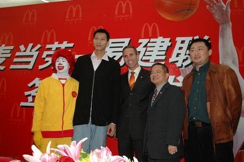 姚明沉默易建联代言广告,易建联广告有哪些