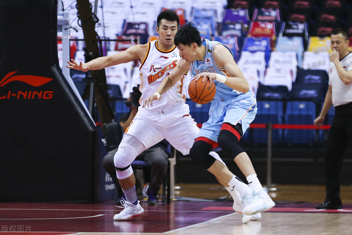 周琦NBL主教练：中国球迷高估了NBL对抗性，周琦的技术独一无二