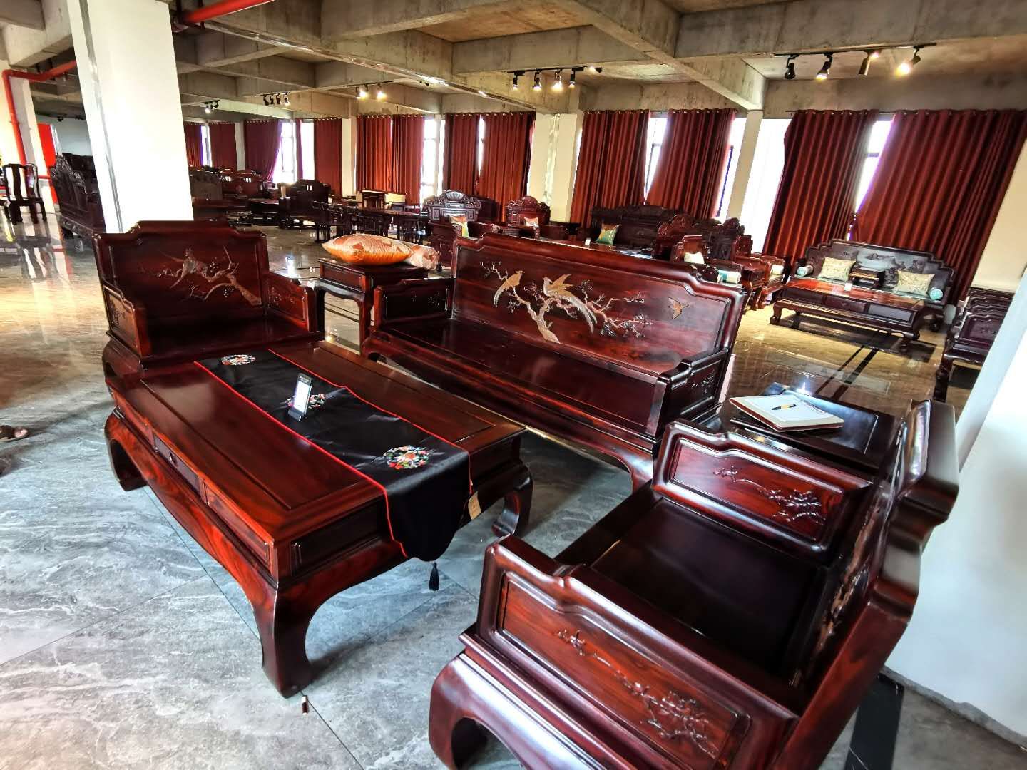 红木家具市场东阳,东阳红木家具市场拍的视频