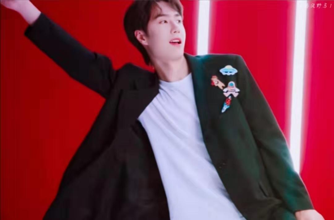 陈情女孩看陈情令,陈情令之前王一博肖战同款衣服