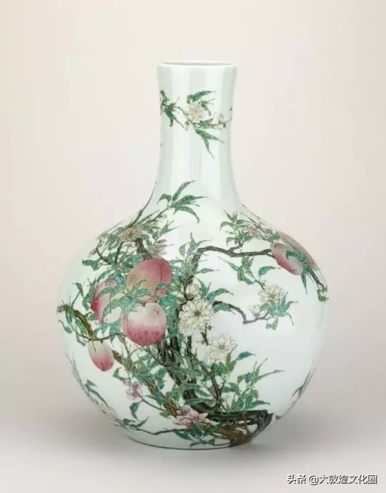 瓷之美高清图片大全,康熙和乾隆粉彩瓷盘哪个好