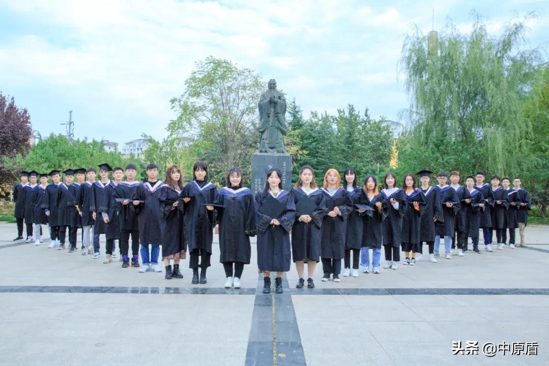 大片来袭！河南各高校凹造型毕业照绝对惊艳到你