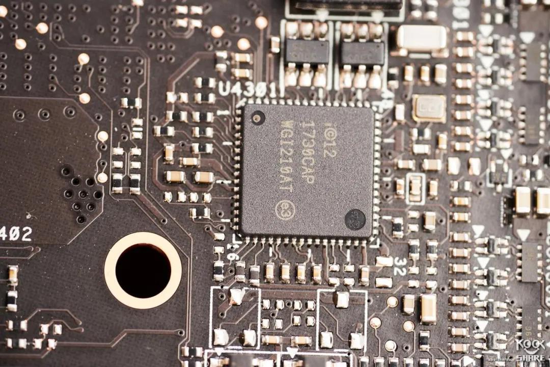 拆解不带框屏幕总成,拆解揭晓内部用料