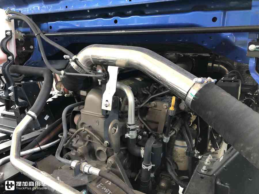 骏铃v6轻卡车重载版,江淮骏铃v6排半轻卡底盘