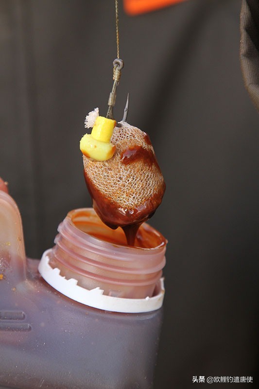 老外钓鱼打窝,老外打窝钓鱼视频大全