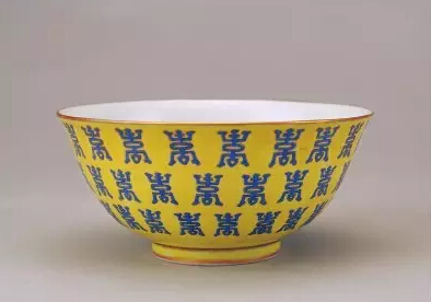 瓷器看底足鉴别年代,瓷器底足无釉各代特征