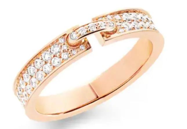 灏氱編宸撮粠鏄庢槦鍚屾,灏氱編宸撮粠棣栭グ娆惧紡鏍囧織