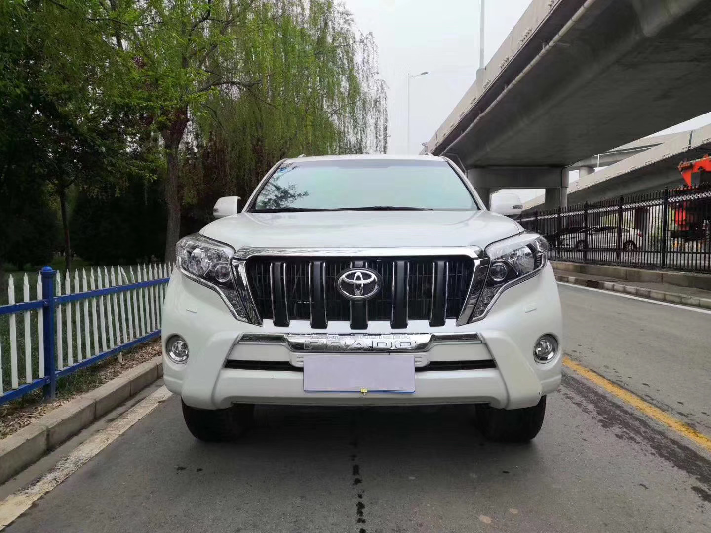 15年丰田霸道柴油版,16年丰田霸道4.0哪款越野可靠