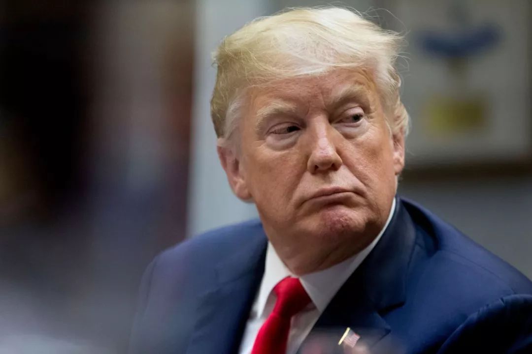 明明是去看奥斯卡,却被影片海报圈粉