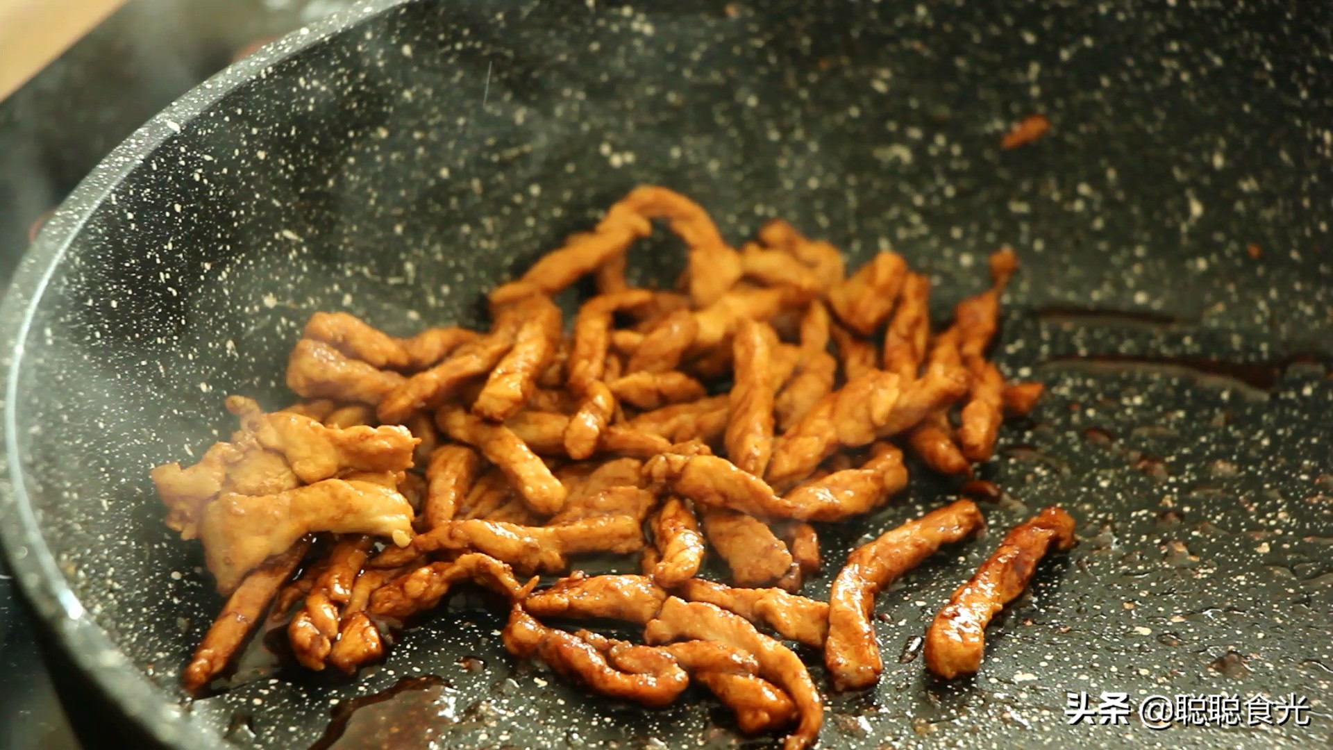 东北拉皮淀粉比例,拉皮的做法用什么面粉