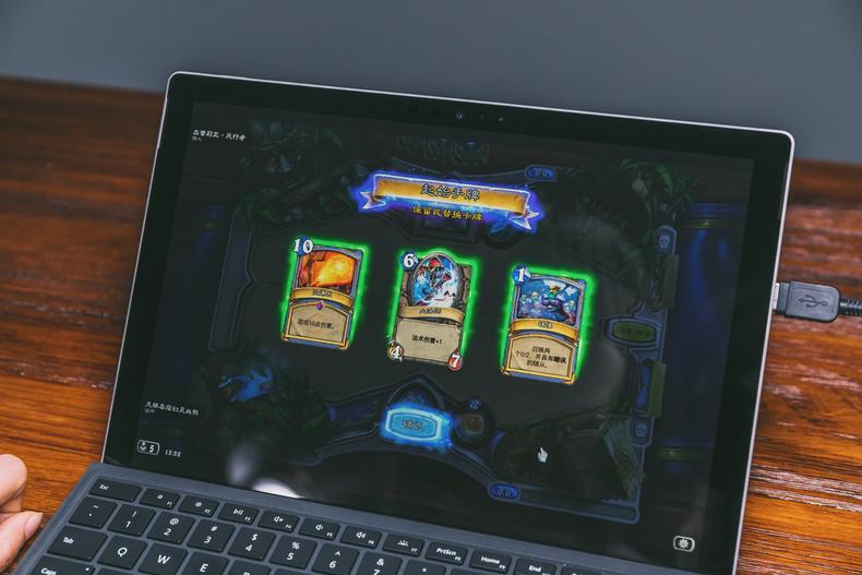 surfacepro和笔记本对比评测,macbookairm2和surfacepro9对比