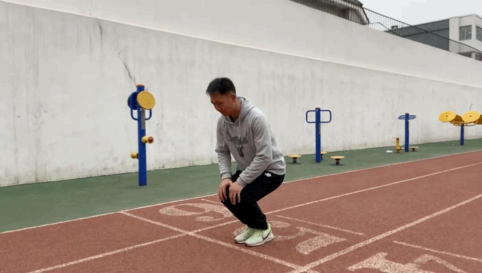 跑步前怎么才会不岔气,跑步的时候如何不岔气儿