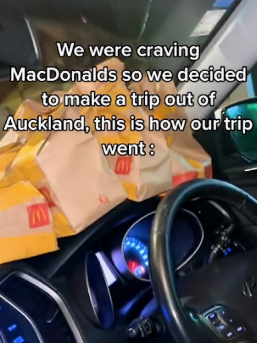 黑帮“*私走**”KFC全家桶被捕？吃不到垃圾食品，新西兰人馋坏了