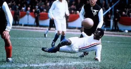 足球比赛的意义不只是想比分,足球比赛是体育项目最重要的