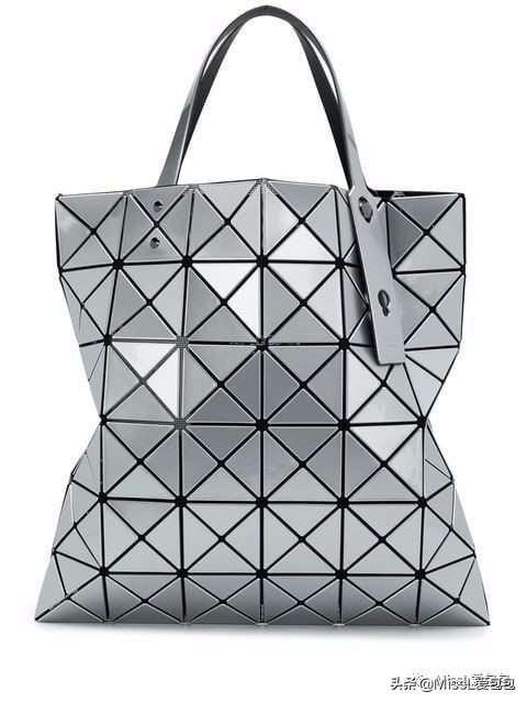 十二星座的包包口红高跟鞋,十二星座专属包包什么牌子好