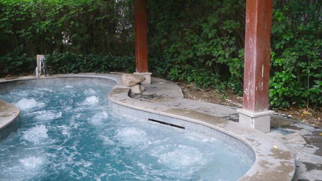 泡温泉的最佳季节和时间,泡温泉的季节