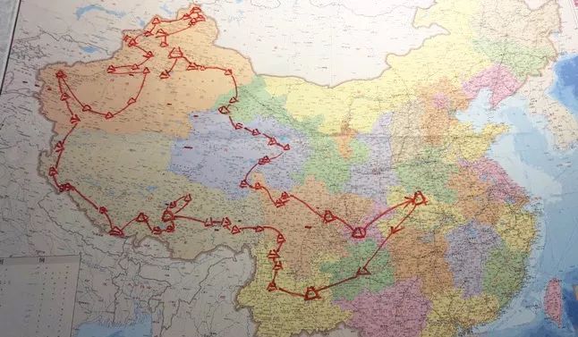 奔驰c旅行体验,开着奔驰c级车在路上