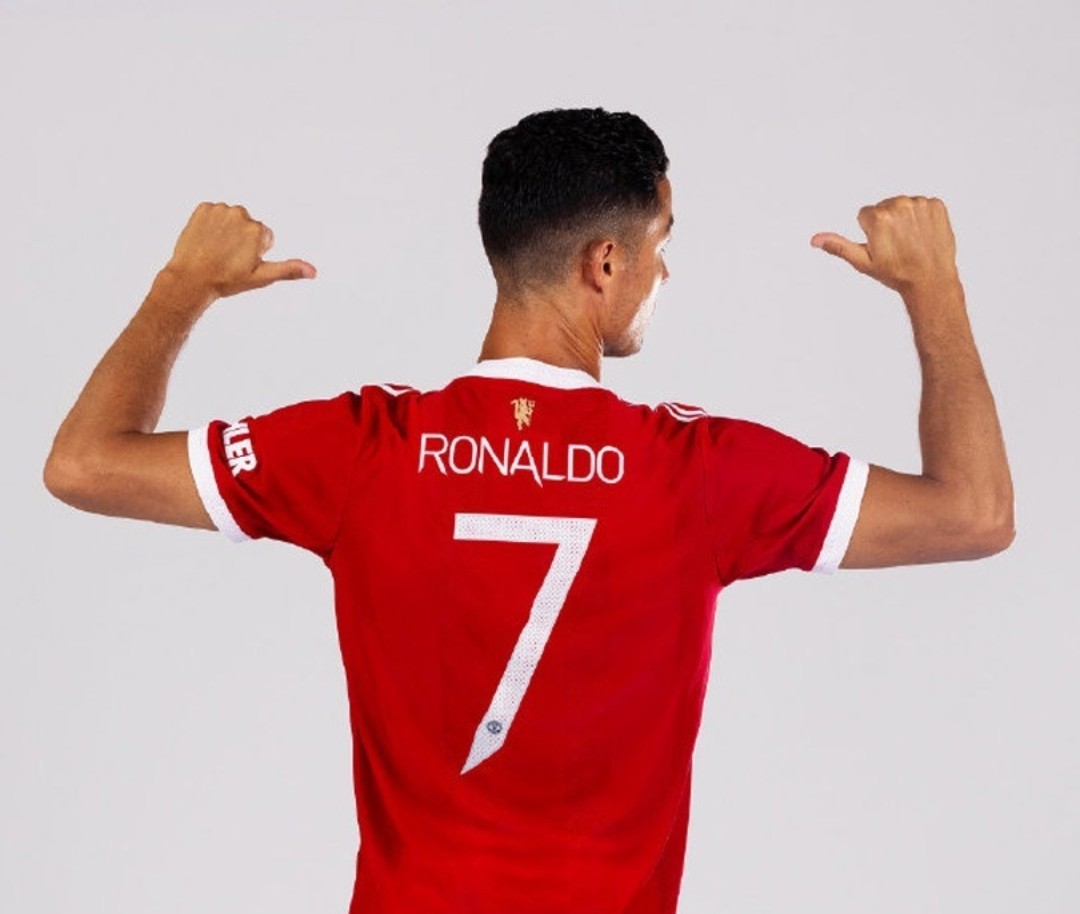 卡瓦尼梅开二度淘汰c罗,c罗卡瓦尼vs桑乔