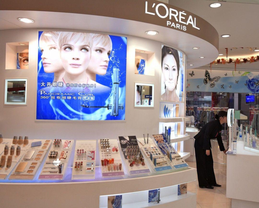 化妆品上市公司发展现状,化妆品公司上市一般可以翻多少倍