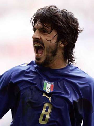 意大利首发阵型,米兰4312阵型打法