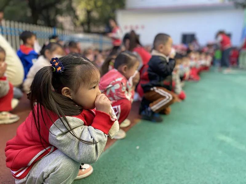 关于119消防的演练视频,119消防宣传日逃生视频