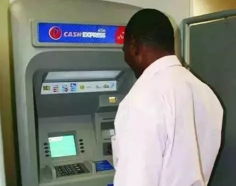 揭发史上最致命的旅游骗局 (国外旅游骗局大揭秘)