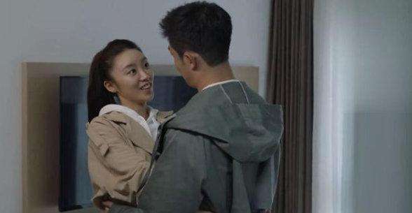 这个夏天我们在骂林有有的同时，还真别忘记好好感谢下这个姑娘