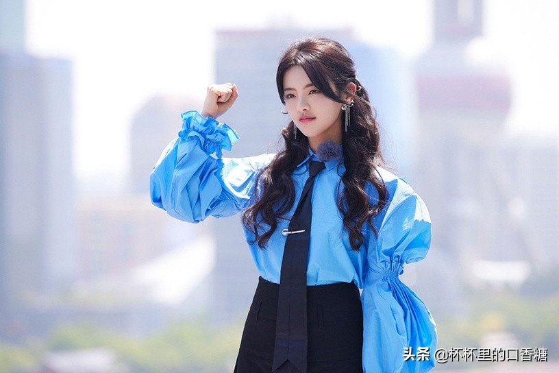 网评演技好的95后小花TOP10！周也十、杨超越九，赵露思赢虞书欣