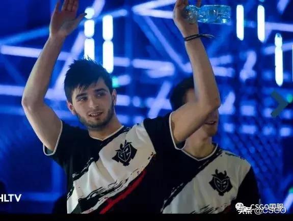 雄风不再的法国男神shox