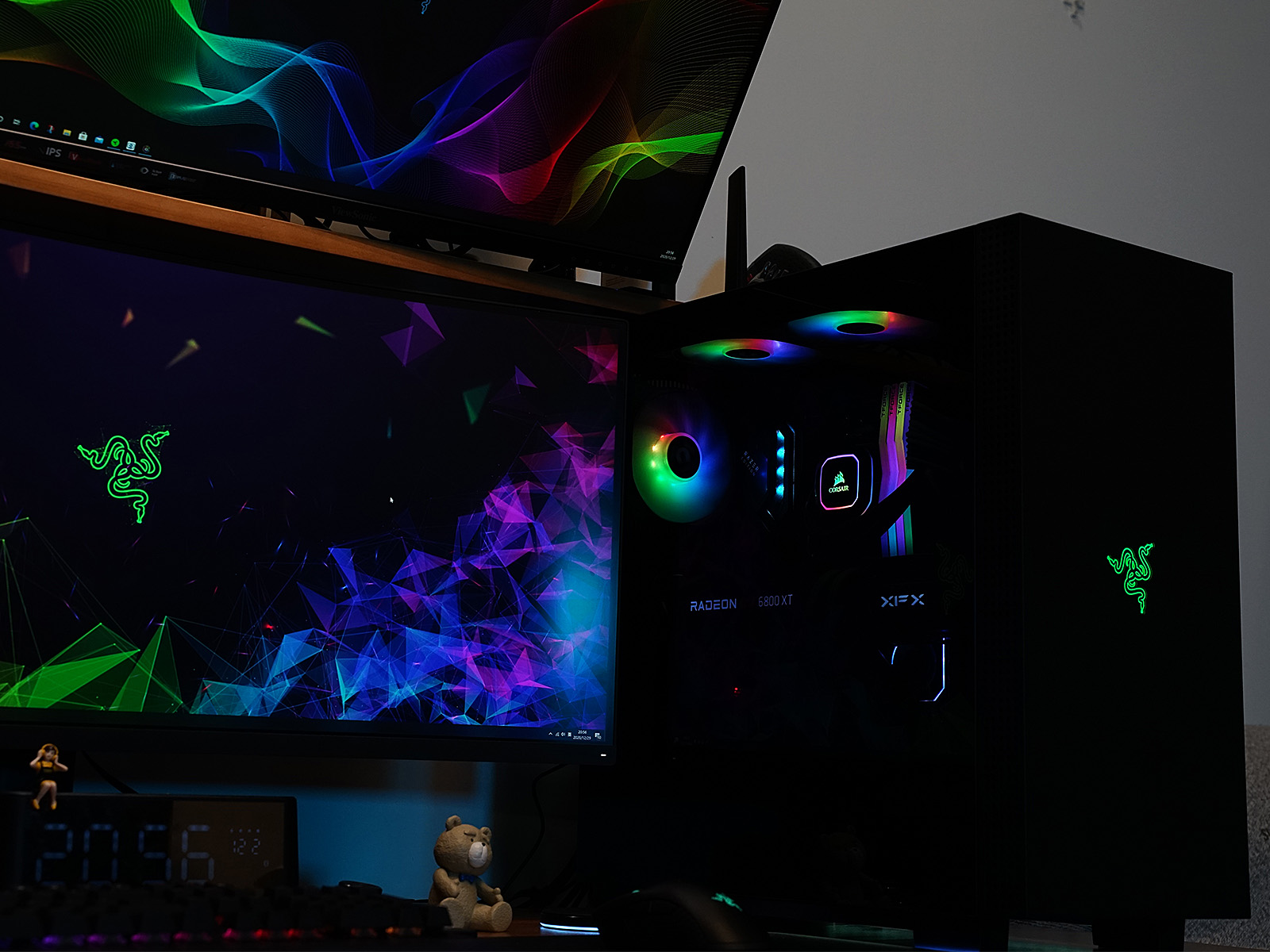 浼氳烦鑸炵殑妗屾父,浼氳烦鑸炵殑鎵嬫満妗岄潰