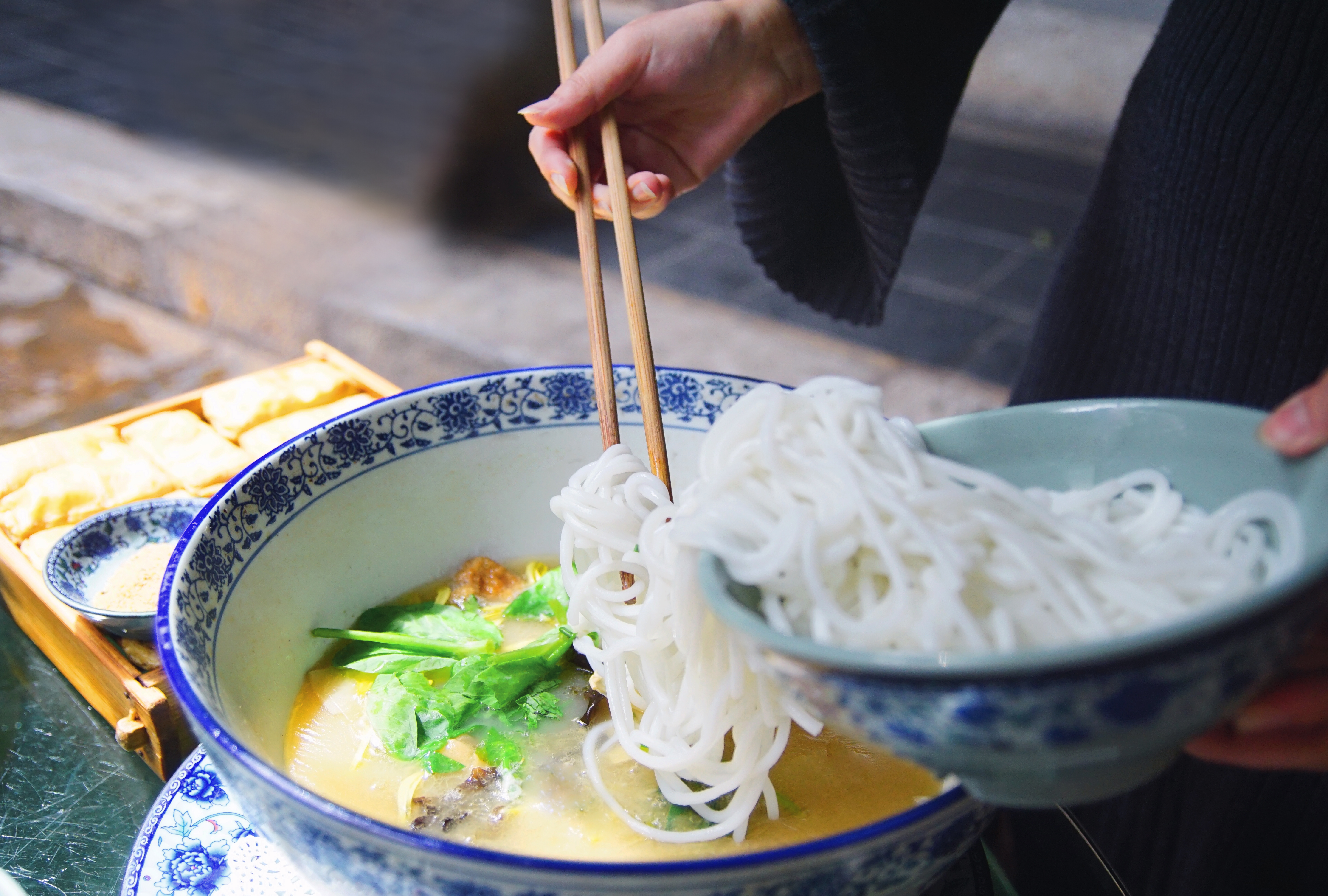 小餐饮加盟店最火爆的项目,小餐饮加盟需要注意什么