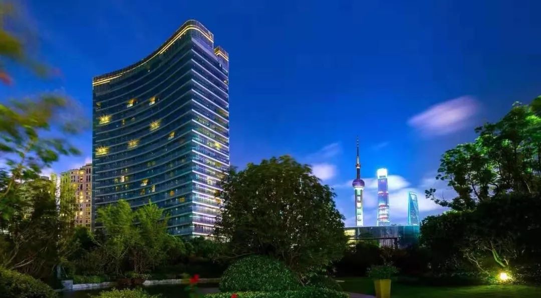 终于，东亭苦等已久的“标杆”来了