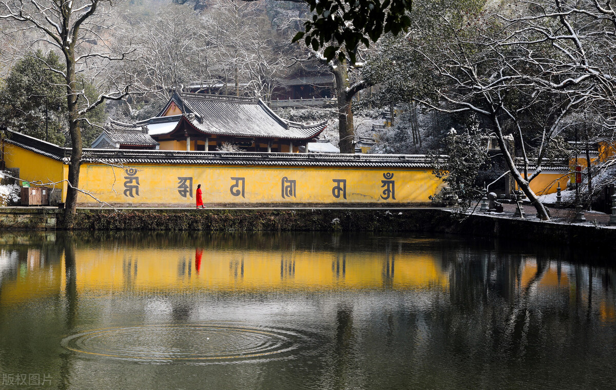 绍兴市新昌大佛寺风景区,绍兴新昌大佛寺历史故事