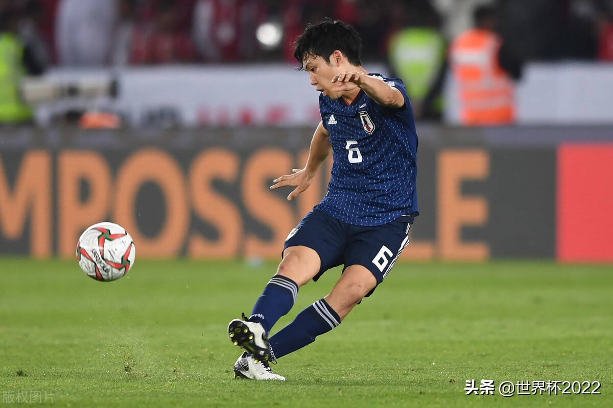 日本男足不敌阿曼,12强赛日本男足