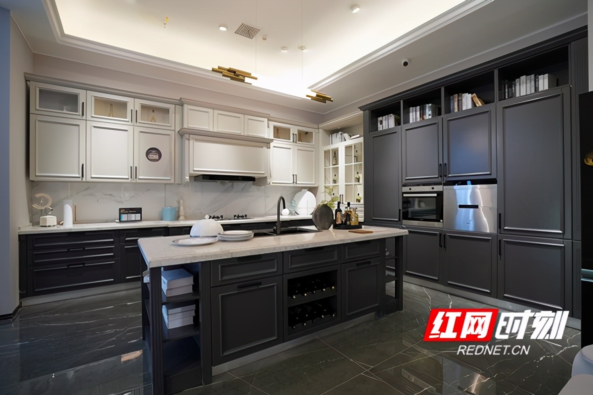 嘉宝航母级全屋定制国际MALL盛大开业，惊艳启幕