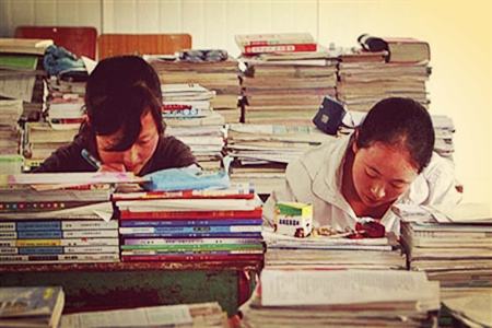 自卑怎么办三招教你摆脱自卑,高一感觉孤独怎么办怎么鼓励