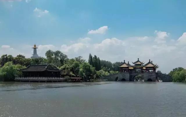 描写扬州美景的经典诗句有哪些,诗词介绍扬州美景