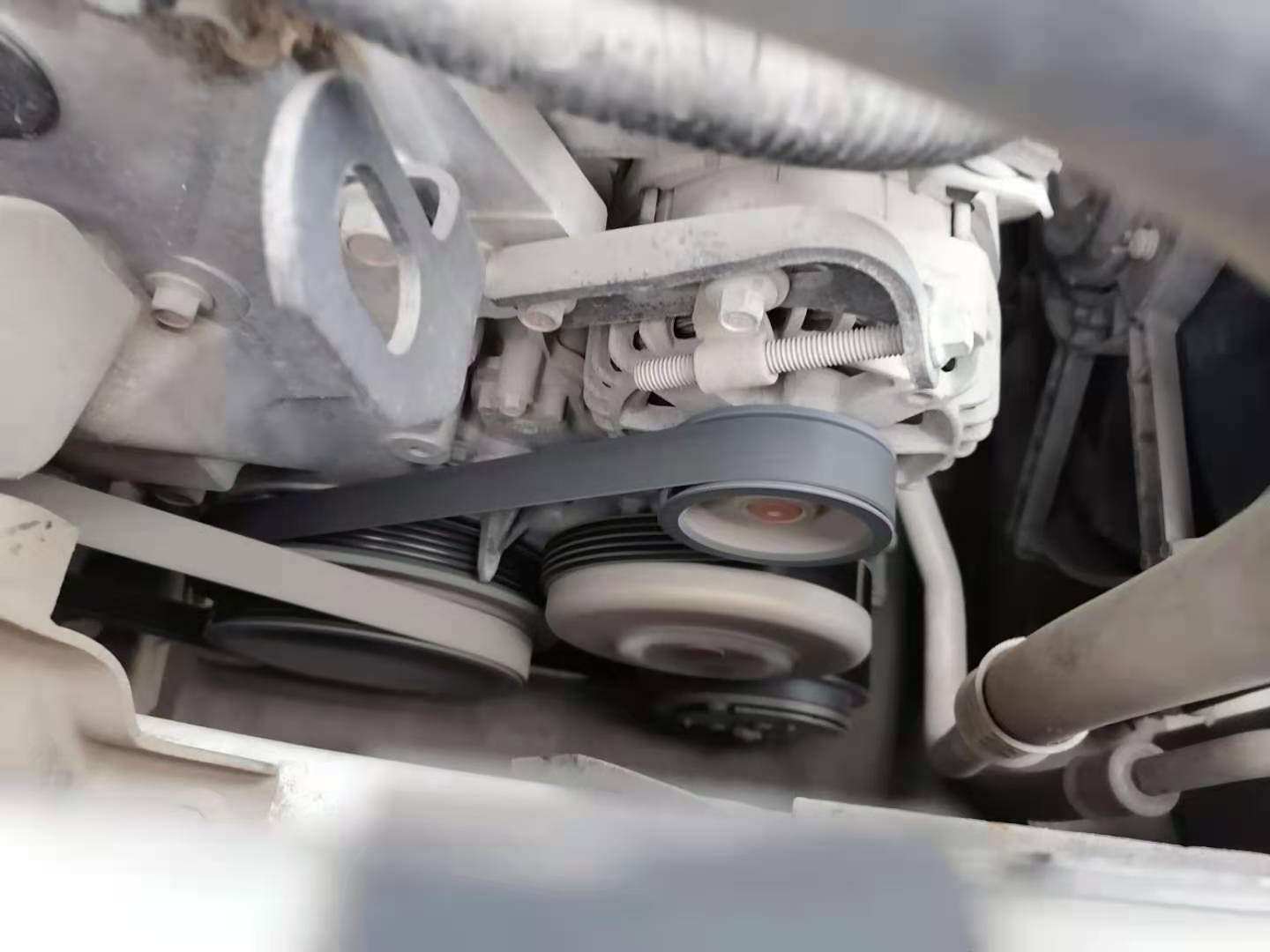 二手车推荐1-2万发动机开不坏的,二手车发动机车况