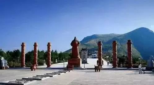 中国古代73位帝王葬于此，堪称“帝王谷”，它是怎样一块宝地？